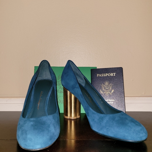 Salvatore Ferragamo Teal suede pump gold heel - Picture 5 of 5